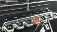 Peugeot 208 1.2 PureTech 130ch S&S GT EAT8 — photo 15