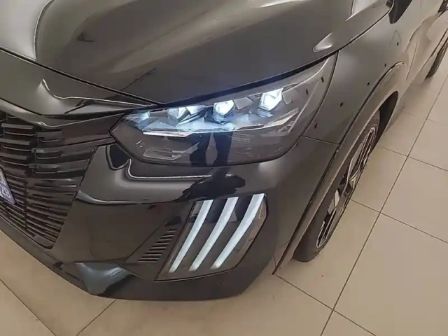 Peugeot 208 puretech 100 s&amp;s bvm6 — photo 41