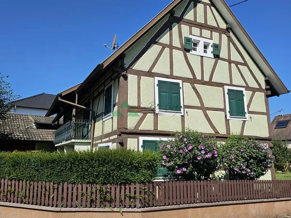 Maison 8 pièces 217 m²