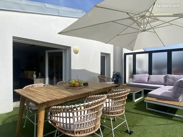 Appartement 61 m² - Dernier étage - Terrasse 32 m² - DPE B - Déjà loué