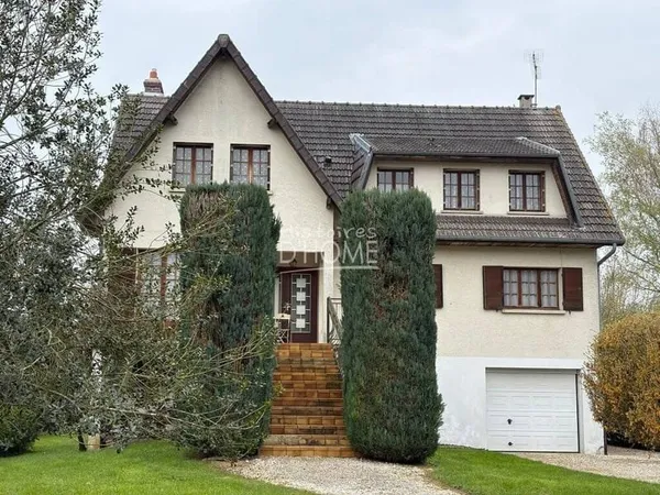 Maison 7 pièces 185 m²