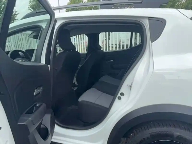 Dacia Sandero tce 90 cvt gsr2 — photo 8