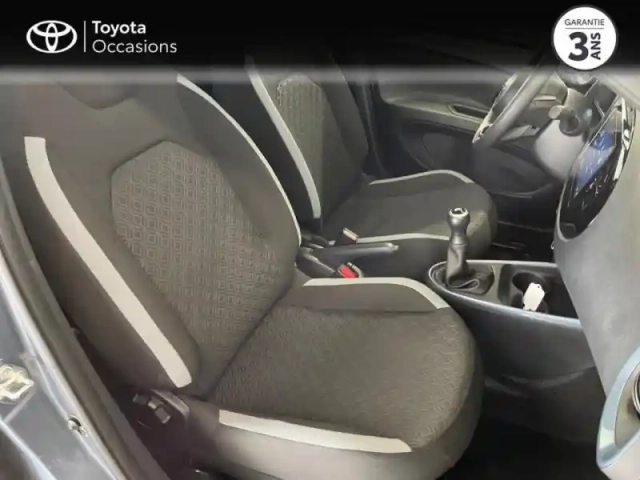 Toyota Aygo X 1.0 vvt-i 72ch design s-cvt my24 — photo 6