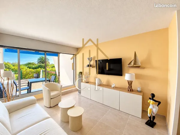 Studio 1 pièce 29 m²