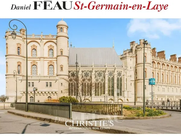 SAINT-GERMAIN-EN-LAYE - RARE PROPRIÉTÉ FIN XIXe À 5 MINUTES DE LA PLACE DU MARCHÉ
