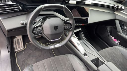 Peugeot 308 SW 1.2 PureTech 130 EAT8 - GT – 2023 – 52676 km – Essence – Boîte Automatique — photo 17