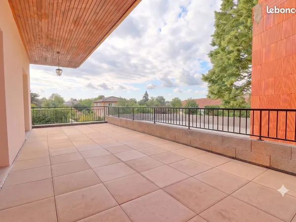 Duplex 5 pièces 137 m²