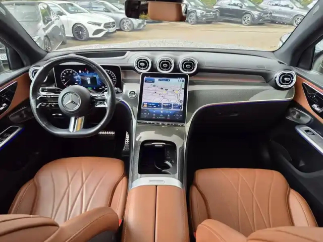 Mercedes Glc coupe 300 e 9g-tronic 4matic — photo 15