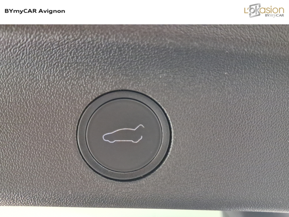 Tesla MODEL Y Standard RWD — photo 35