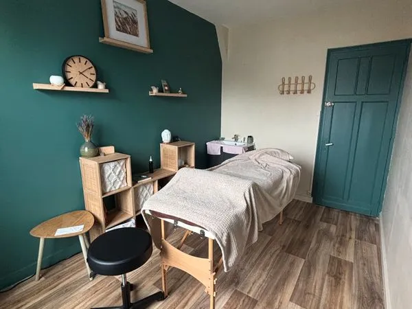 Local professionnel 9 m² - 300 CC