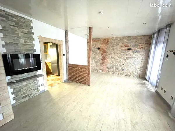 Mulhouse fare du nord bel appartement type f3 surface 72 m2 au 2eme étage