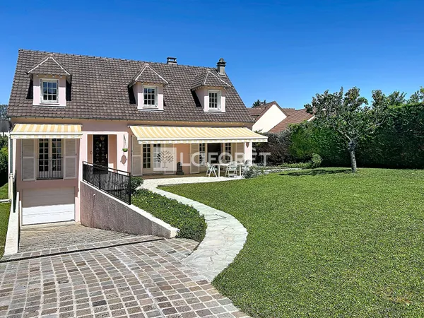 Maison 8 pièces 160 m²