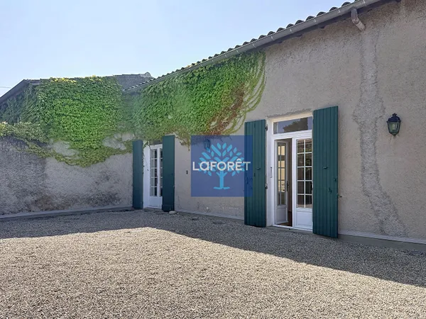 Maison 5 pièces 195 m²