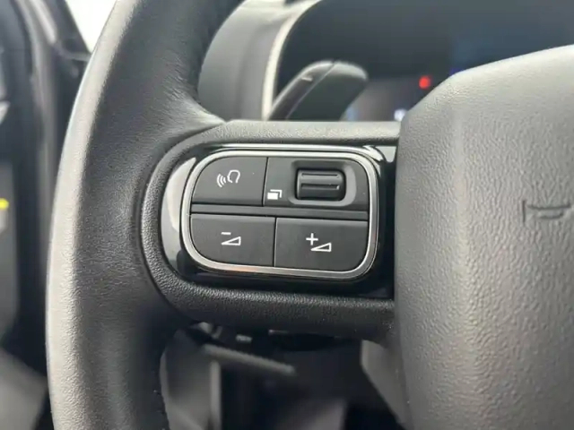Citroën C5 Aircross hybride rechargeable 180 e-eat8 — photo 15