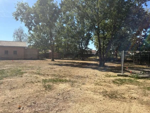 Terrain 460 m²
