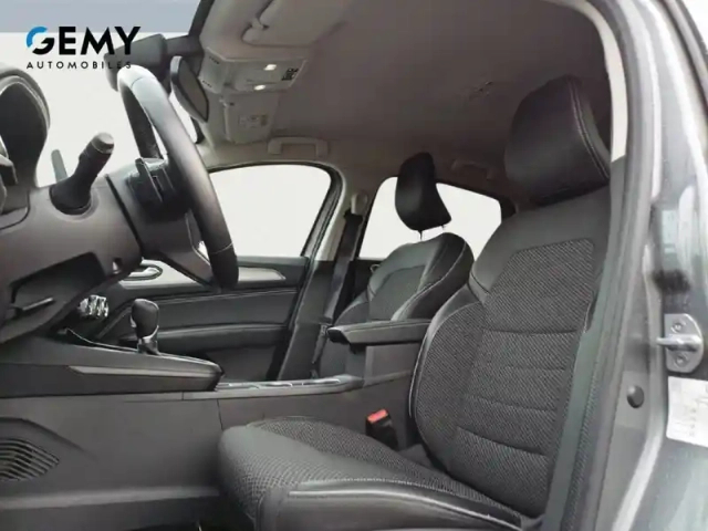 Renault Arkana mild hybrid 140 edc fap - 22 — photo 24
