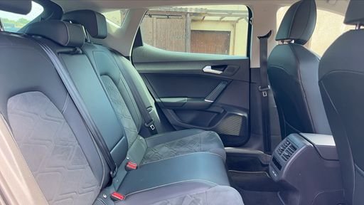 Seat Leon 1.5 eTSI 150 DSG7 - Xcellence – 2022 – 38684 km – Hybride essence – Boîte Automatique — photo 37