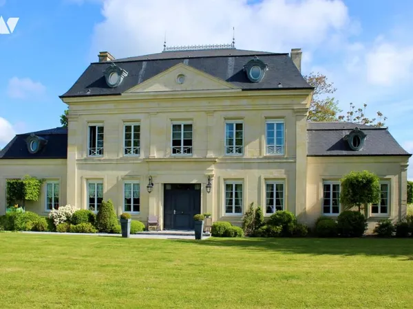 Maison 470 m²