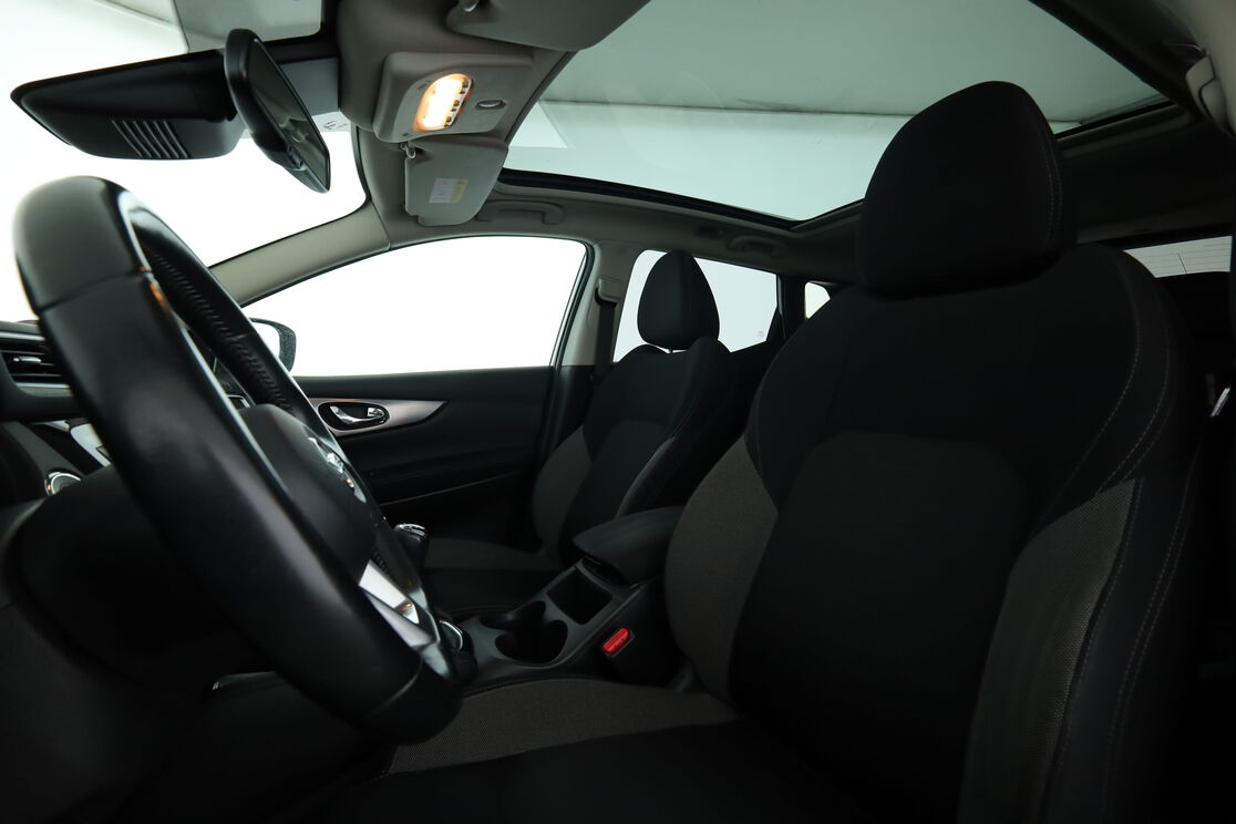 Nissan Qashqai 1.6 DIG-T — photo 9