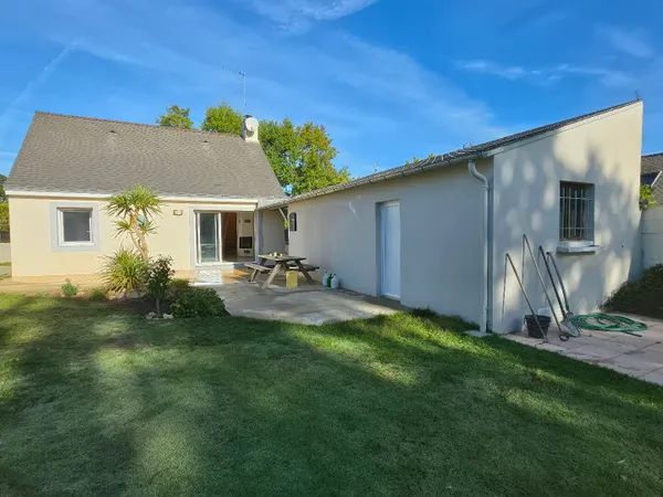 Maison familiale dans les bas de l'Immaculée, Saint-Nazaire - Garage et jardin