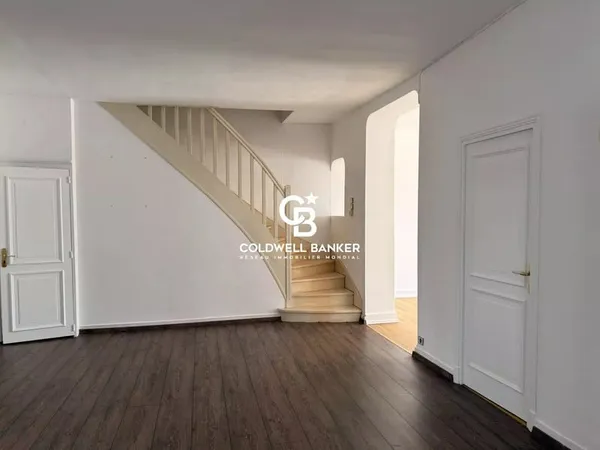 APPARTEMENT 212 m² AVEC TERRASSE, 5 CHAMBRES - Hyper centre