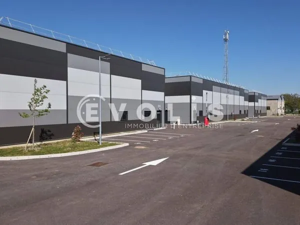 Local d'activité 10190 m²