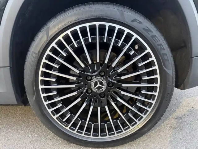 Mercedes Eqa 250 — photo 32