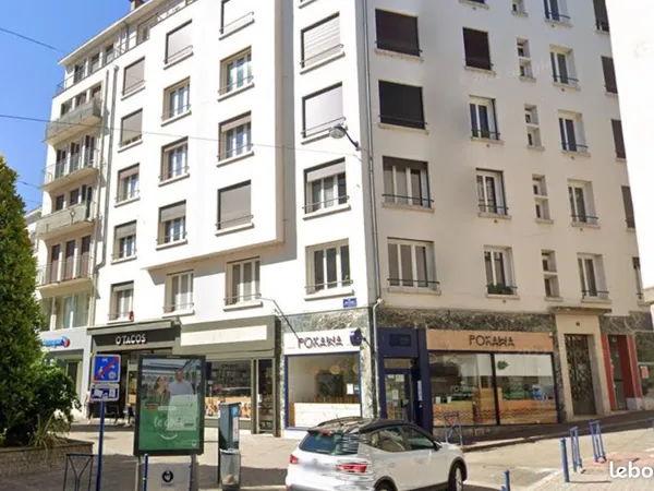 Local commercial 75 m²