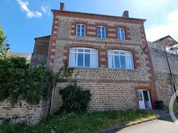 Maison 5 pièces 146 m²