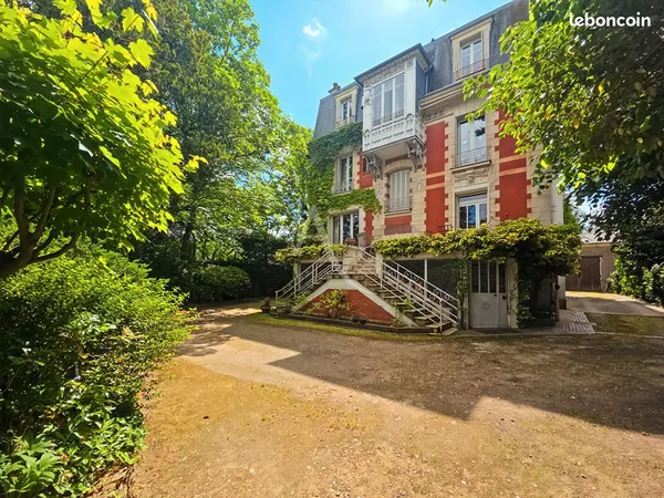 Propriété 10 pièces 290 m²
