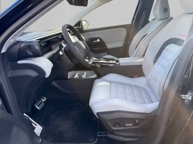 Citroën C5 Aircross hybride 145 ch e-dcs6 — photo 11
