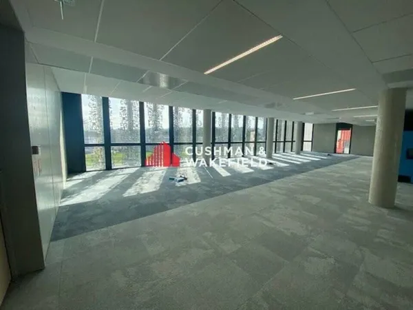 Bureaux 750 m²