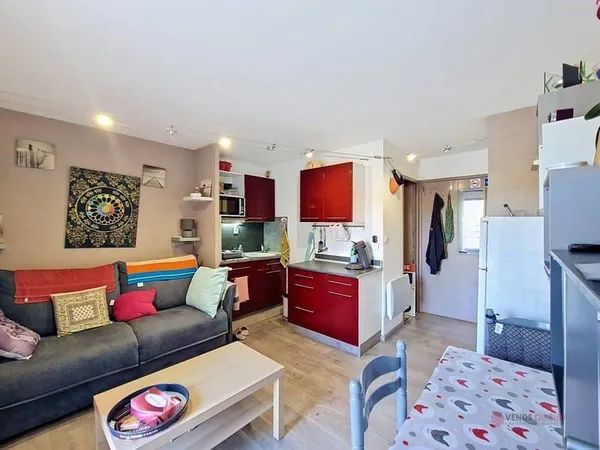 Studio 2 pièces 17 m²