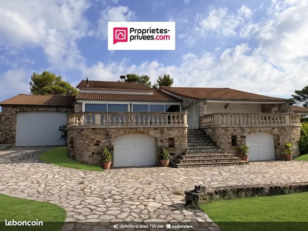 Villa 6 pièces 151 m²