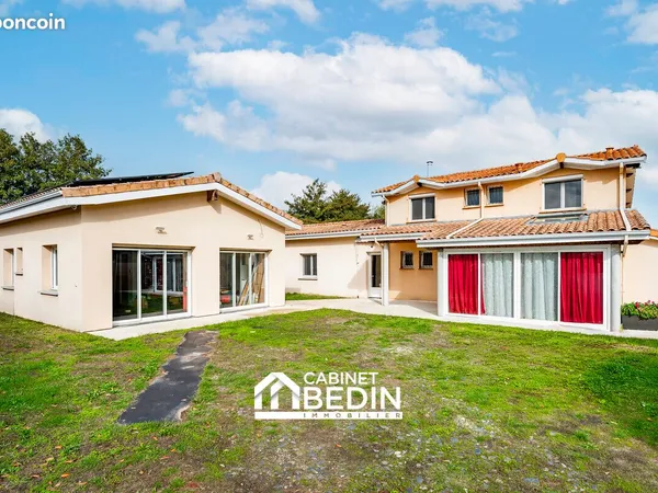 Villa 7 pièces 195 m²