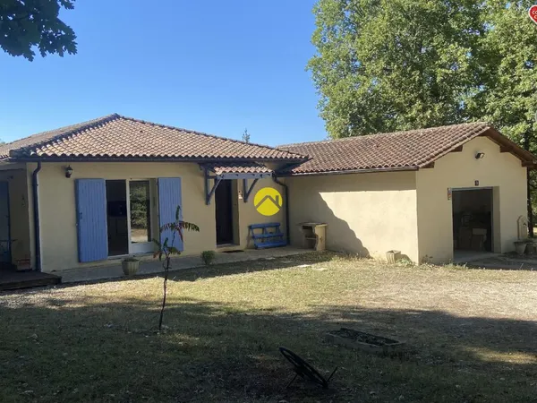 Joli plain-pied dans un village