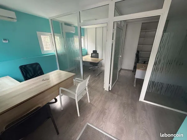 DEUX BUREAUX DISPONIBLES A LA LOCATION Saint-Leu - 340 TTC/mois