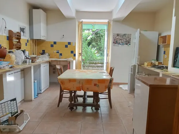 Maison de village 8 pièces 307 m²