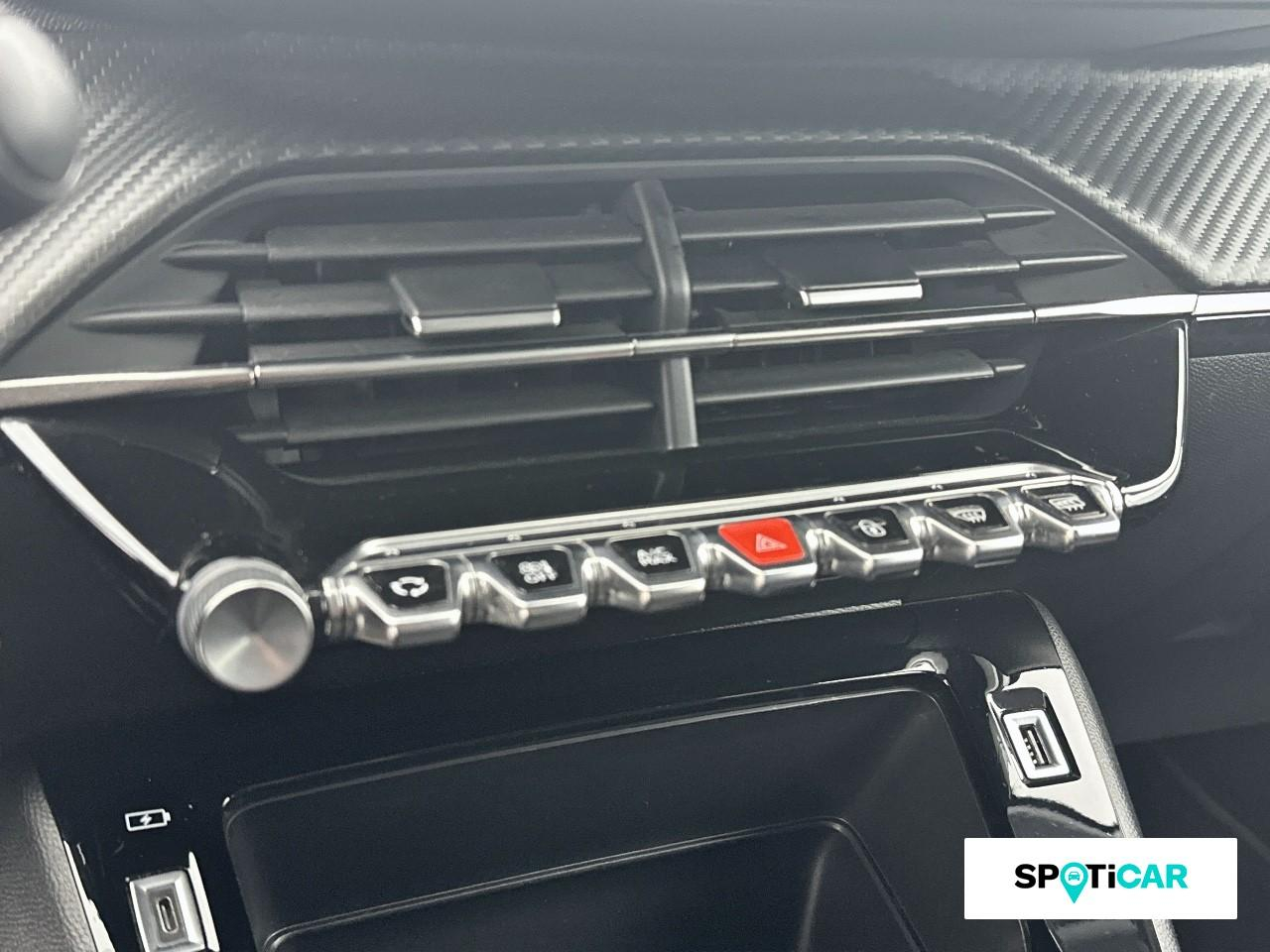 Peugeot 208 1.2 puretech 100ch s&s style 118g — photo 15