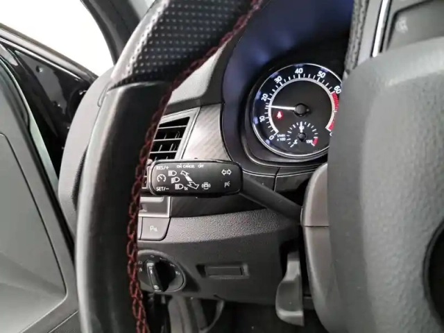 Skoda Fabia 1.0 tsi 110 ch bvm6 — photo 30