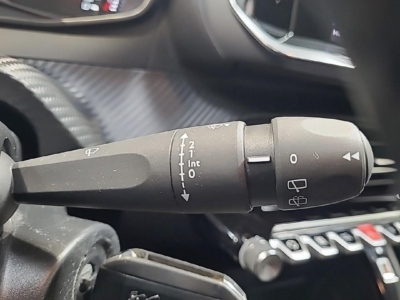 Peugeot 208 bluehdi 100 s&s bvm6 active business r — photo 21