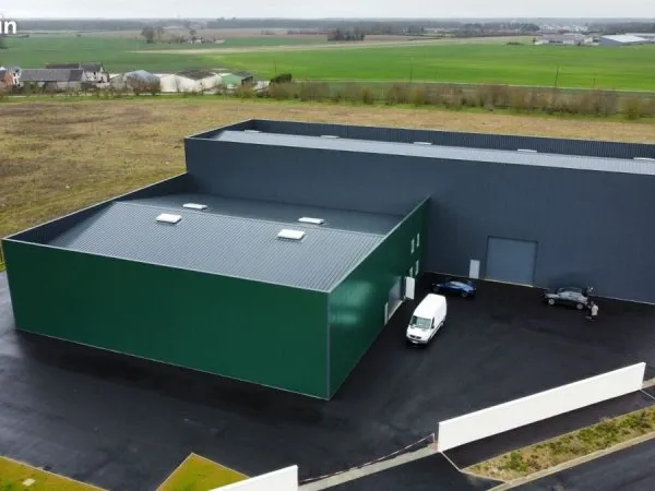 Stockage 900 m2