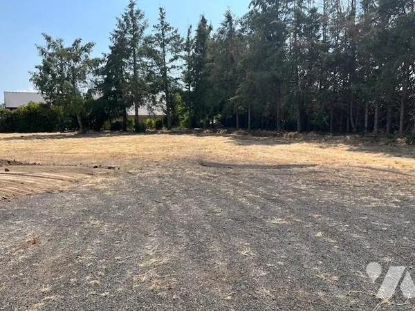 Terrain 3402 m²