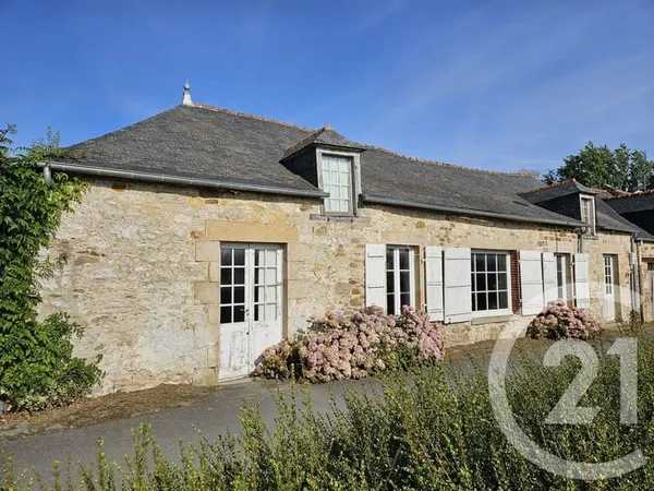 Maison 4 pièces 322 m²