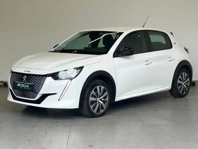 Peugeot 208 e- 136ch active — photo 1
