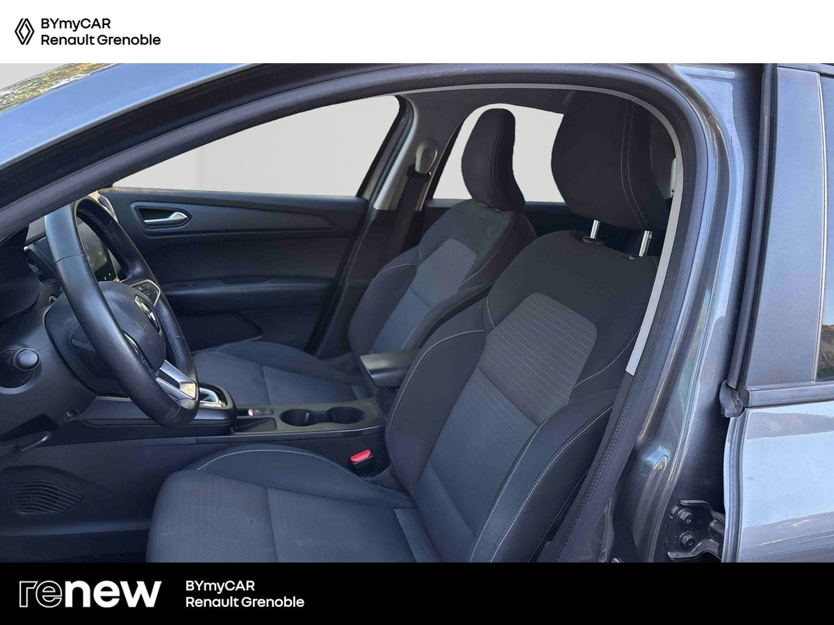 Renault Arkana E-Tech hybride 145 - 22 — photo 11