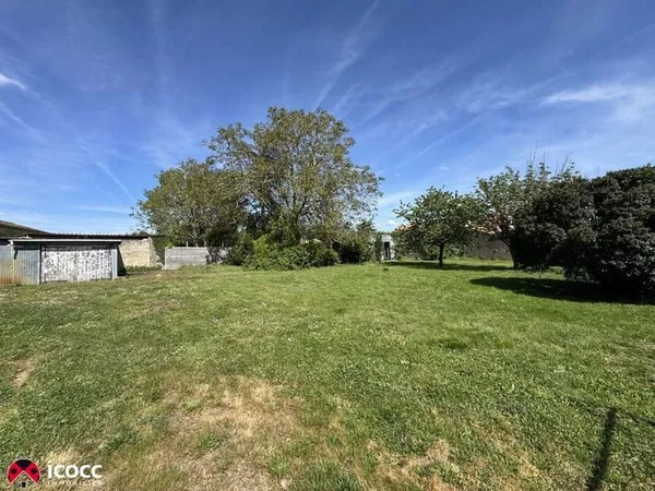 Terrain constructible de 1028m2