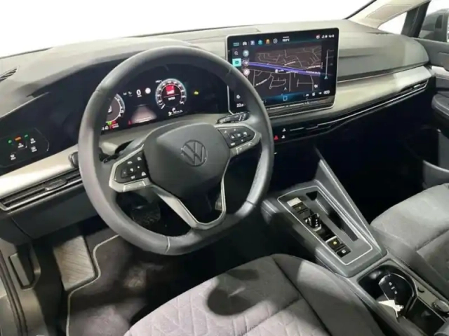 Volkswagen Golf 1.5 ehybrid 204 dsg6 vw edition — photo 9