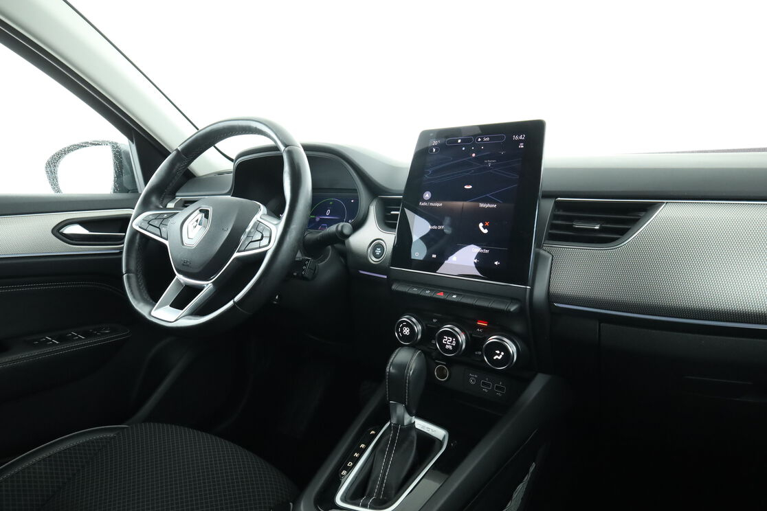 Renault Arkana 1.6 E-Tech Intens — photo 12