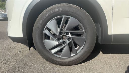 Nissan Qashqai 1.3 DIGT-T 158 MHEV X-Tronic - Premiere Edition – 2023 – 52012 km – Essence – Boîte Automatique — photo 8